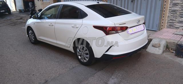 Hyundai Accent - 2