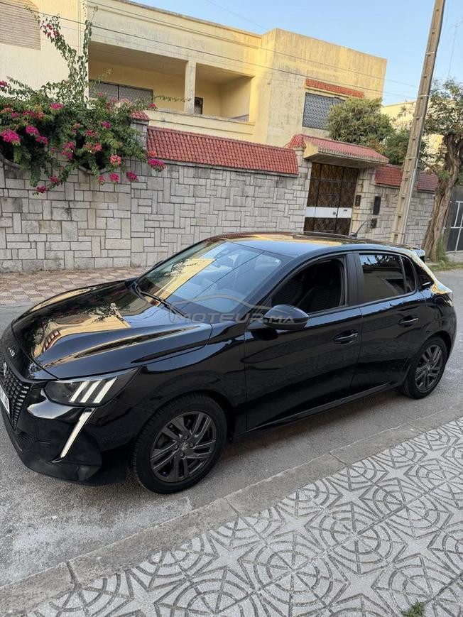 Peugeot 208 automatique 2021