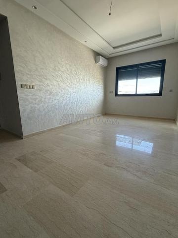 Bel appartement neuf à Almaz