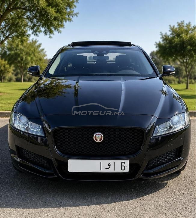 Jaguar XF Black Edition  