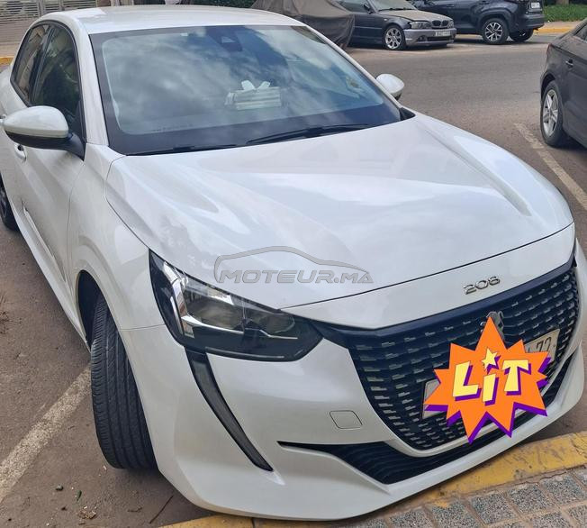 très belle Peugeot 208