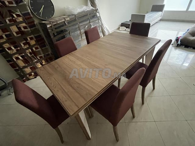Ensemble table à manger de 6 chaises