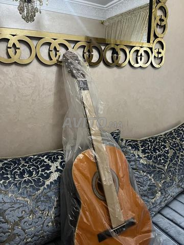 جيتار كلاسيكي ماركة سوناتا مع حافظة 4/4 - 2