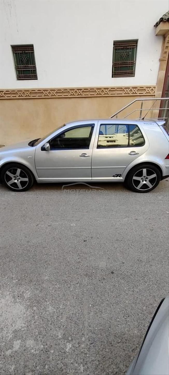 e Volkswagen Golf 4 de 2003 dwan 2011