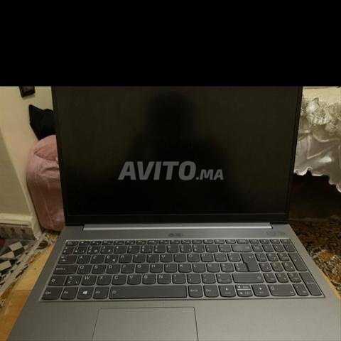 Lenovo i3 11ème génération 8 Go RAM 3.00 GHz - 2