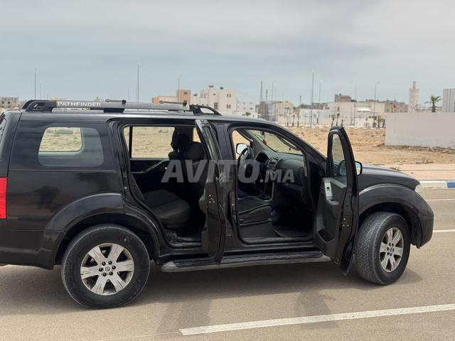 نيسان باثفايندر 4x4 - 2