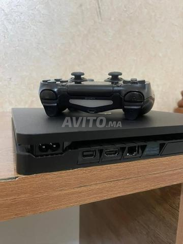 PS4 Slim flashée - 2