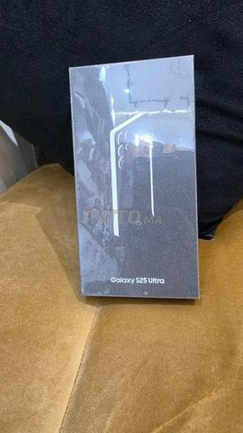 Galaxy S 25 jamais servi