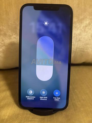 iphone 12 64g  - 2
