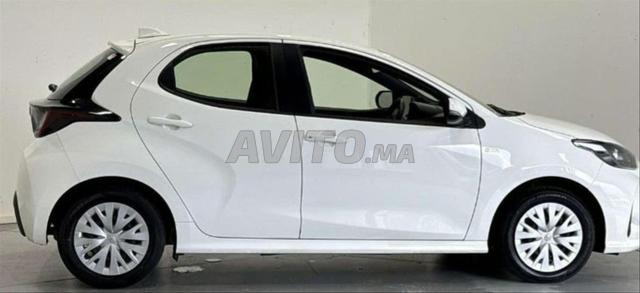 Toyota yaris hybrid très bon état - 2