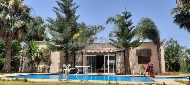 Villa de compagne avec piscine privée 