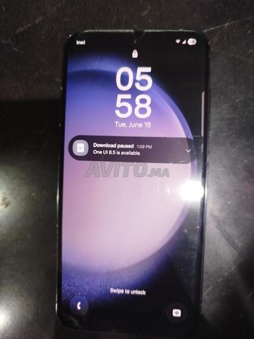 Téléphone Samsung 23 - 2