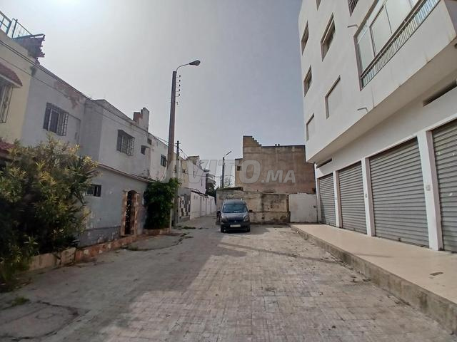 منزل بحديقة - 2