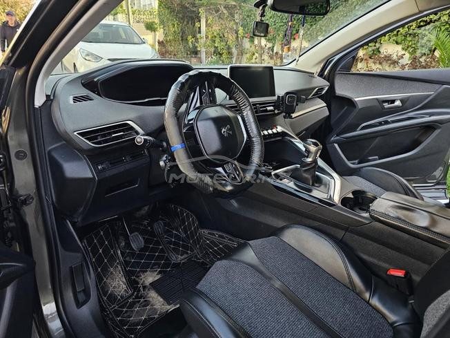 Peugeot 3008 Diesel Manuelle 2018 à Kénitra