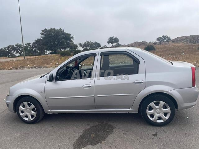 Dacia Logan Diesel Manuelle 2012 à Mohammedia - 2