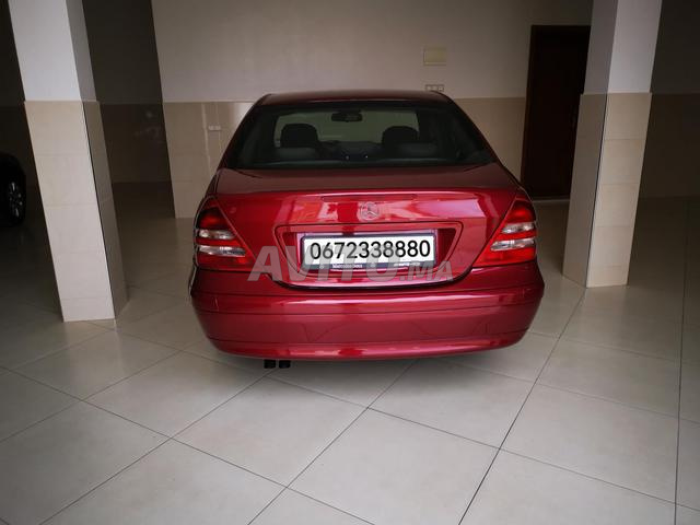 Mercedes. Modèle. 2001. Douane. 2011 - 2
