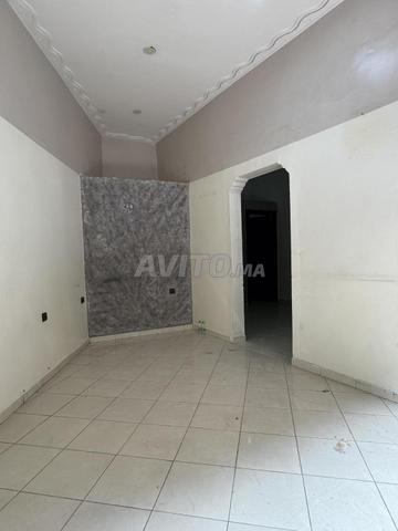 محل 64 م² للبيع - 2