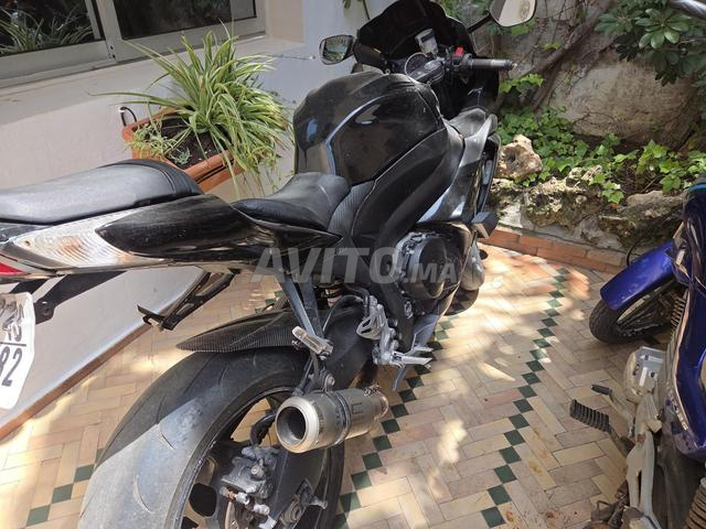 Suzuki GSXR 1000 noir carbone - 2