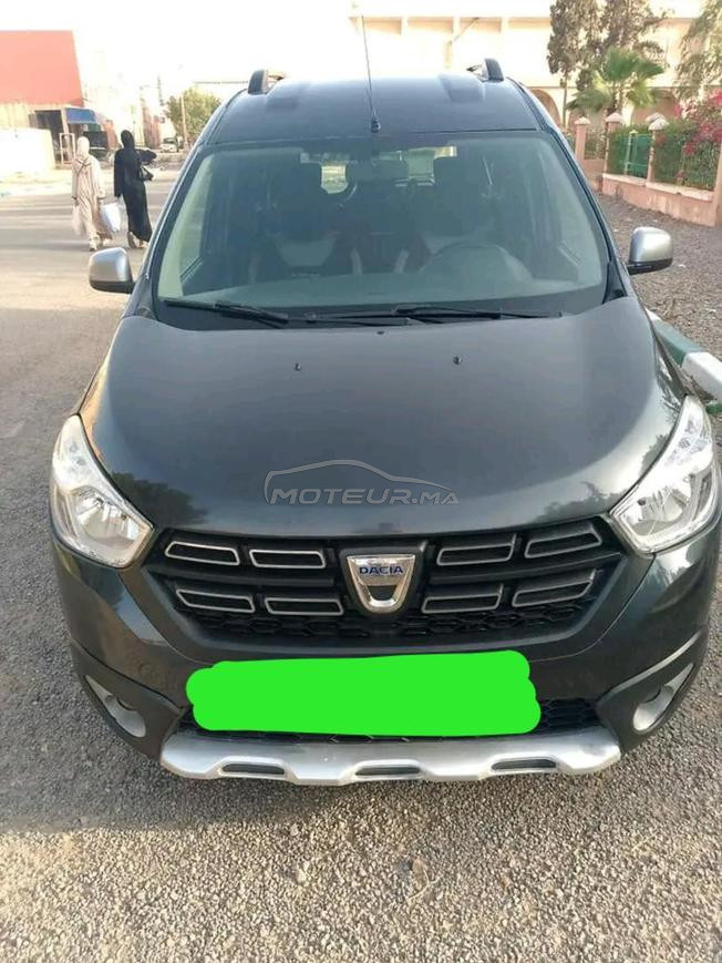 سيارة دوكير للبيع 