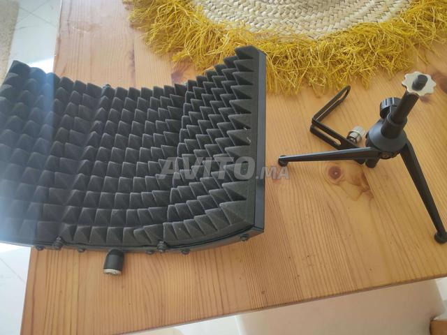 Panneau d'isolation acoustique et support micro - 2