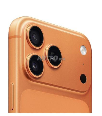 iPhone 17 Pro Max 512 Go Orange Cosmique - 2