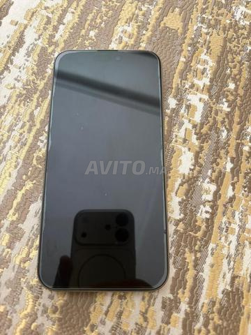 iPhone 15 Pro Max 256 Go Titane - 2