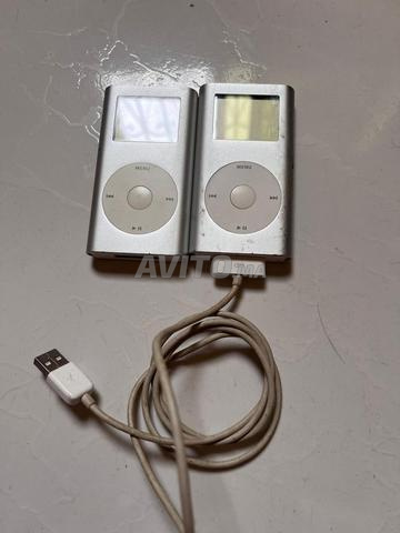 Lot de 2 iPod 4 Go - 2