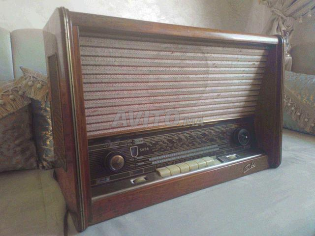 Radio en bois fonctionnant parfaitement - 2
