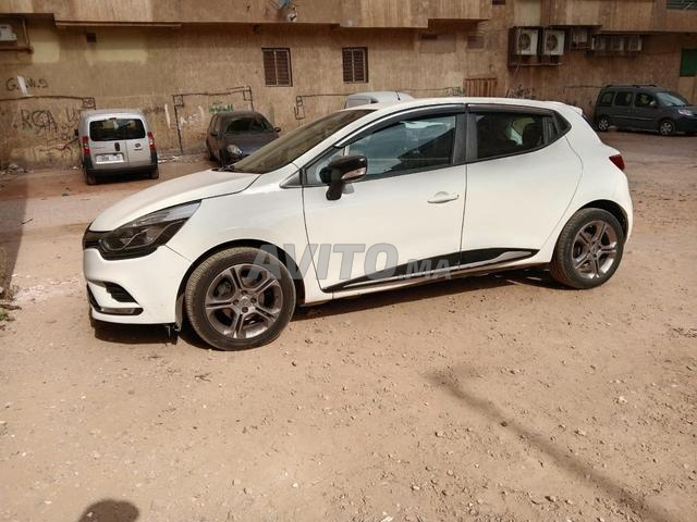 Clio 4 très bon état - 2