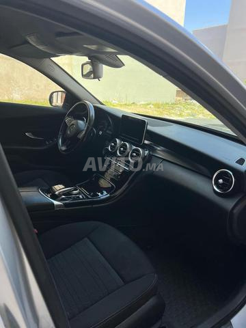 Mercedes-Benz 220 Essence Automatique 2015 - 2