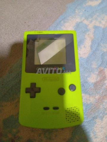 جهاز Game Boy Color موديل 1998 صنع في اليابان