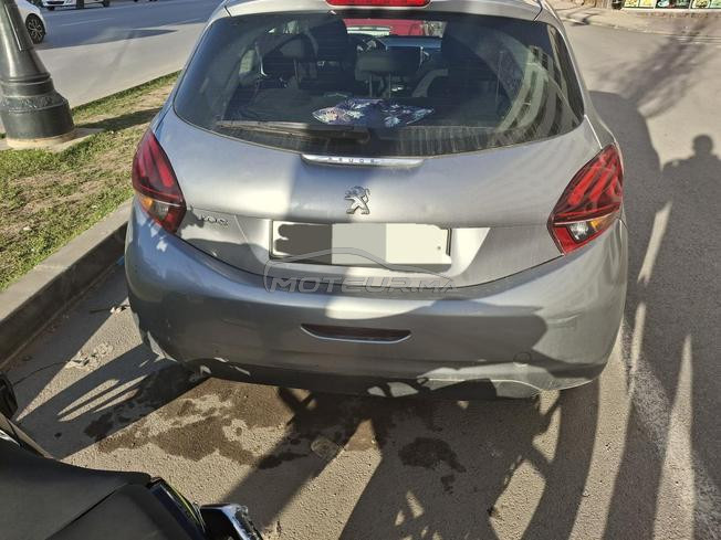 À VENDRE Peugeot 208 – (Modele 2019)