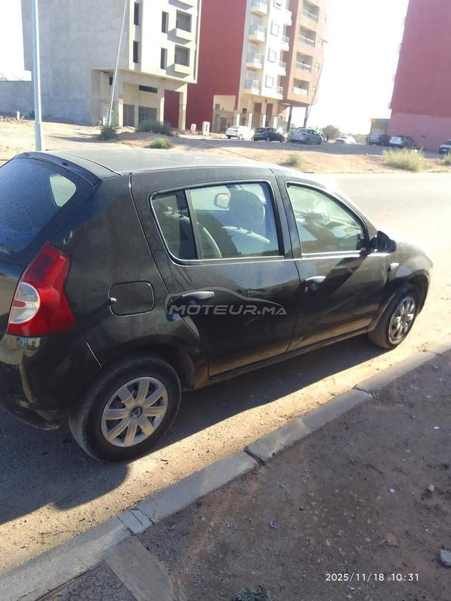 Dacia Sandero Essence Manuelle 2011 à Agadir