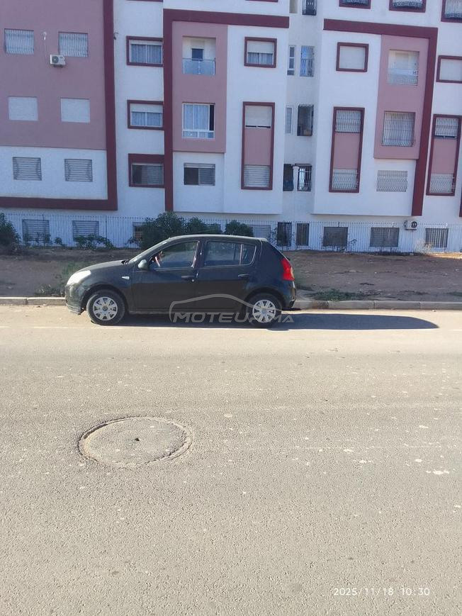 Dacia Sandero Essence Manuelle 2011 à Agadir
