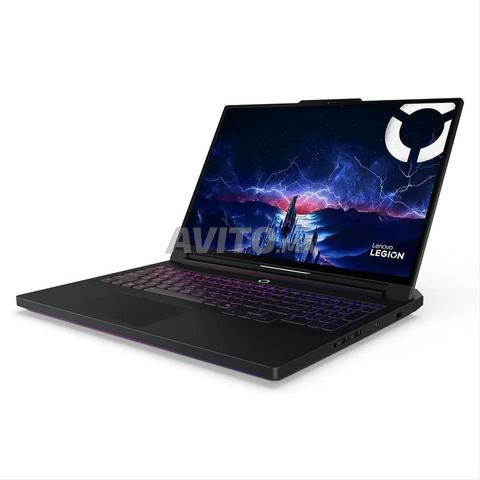 Legion Pro 7 Ultra 9 275HX RTX 5080 2TB 32GB OLED