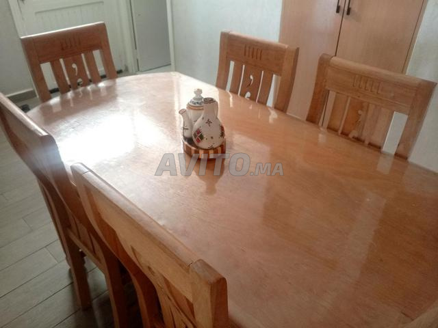 Table à manger - 2