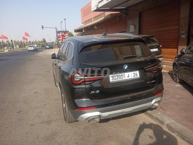 BMW X3 BIMA JADIDA, SAYARA FAKHAMA
