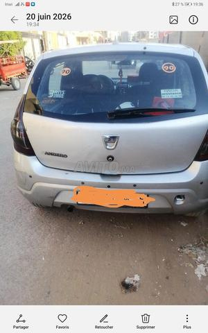 داسيا سانديرو ديزل يدوية 2013 بالدار البيضاء