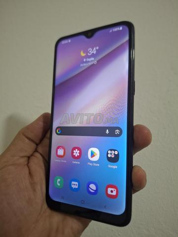 Samsung A10s 32 Go 2 RAM propre top