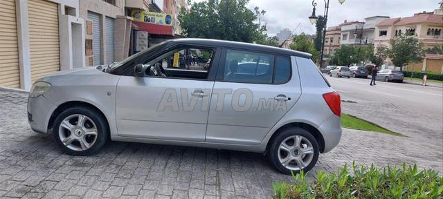 سكودا فابيا بنزين يدوي 2008 في طنجة - 2