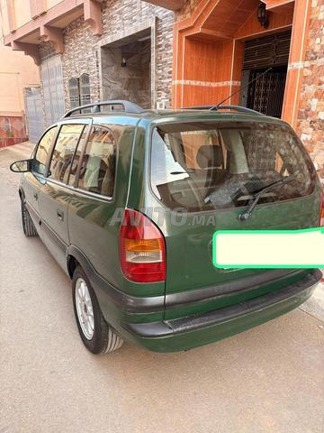 Voiture très très belle - 2