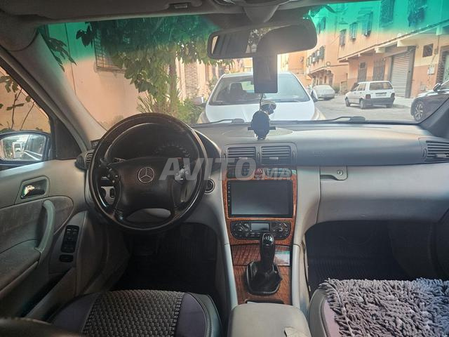 Mercedes C220 - 2