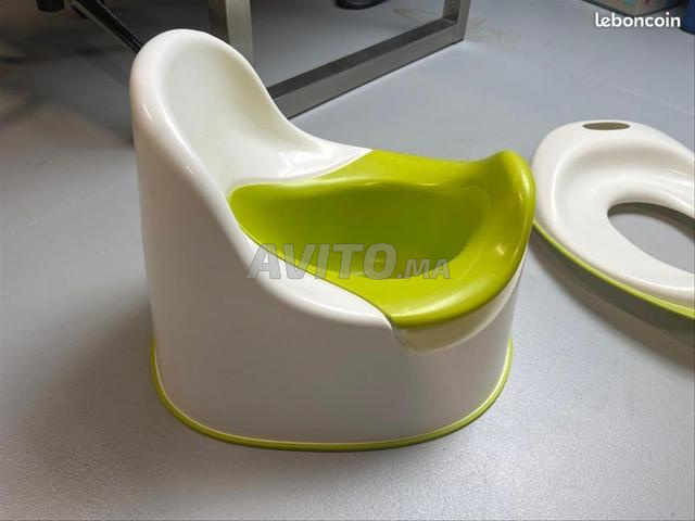 Pot et réducteur de toilette pour bébé IKEA neuf