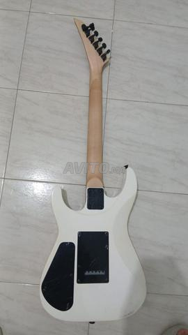 22 جيتار كهربائي جاكسون JS - 2
