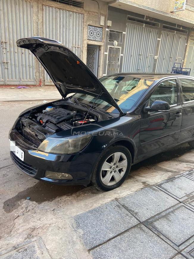 سيارة للبيع بحالة ممتازة