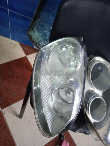 Lustrant pour phares de voiture et éliminateur de rayures