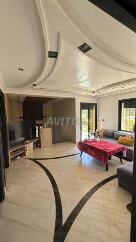 فيلا حديثة للبيع في حي رياض القطاع 14 - 2