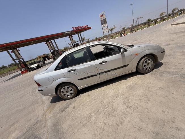 ford focus 2004