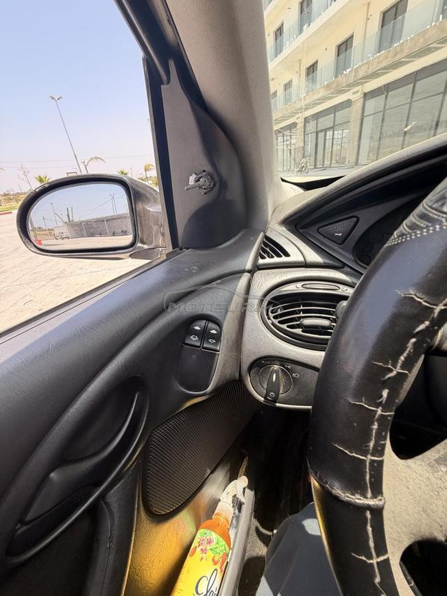 ford focus 2004