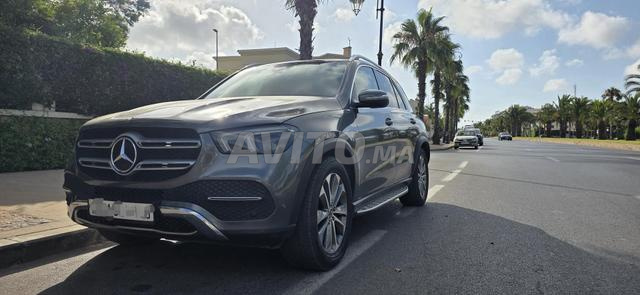 مرسيدس GLE 300 بحالة ممتازة 8 خ ح - 2